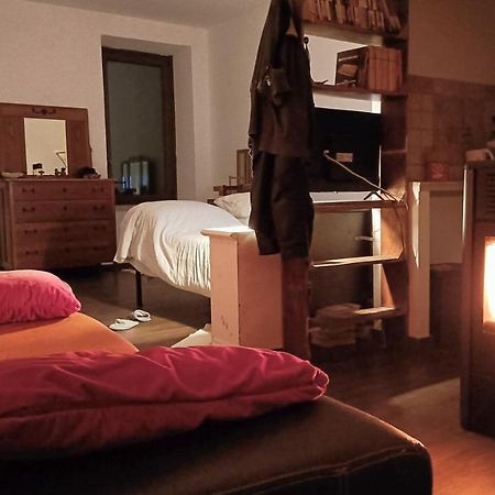 チボリSemplicemente Casa, Via S Valerio 42アパートメント エクステリア 写真