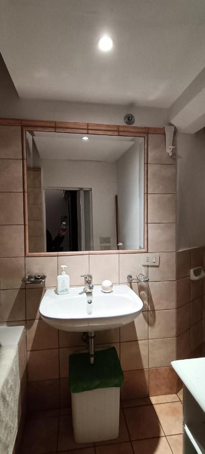 チボリSemplicemente Casa, Via S Valerio 42アパートメント エクステリア 写真